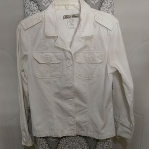 White coat casual jacket